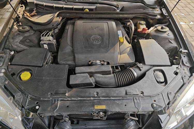 Used Buick Park Avenue 2010 3.0 Luxury Edition Engine Bay