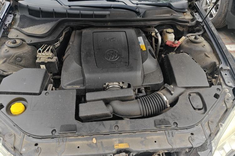 Used Buick Park Avenue 2010 3.0 Luxury Edition Engine Bay
