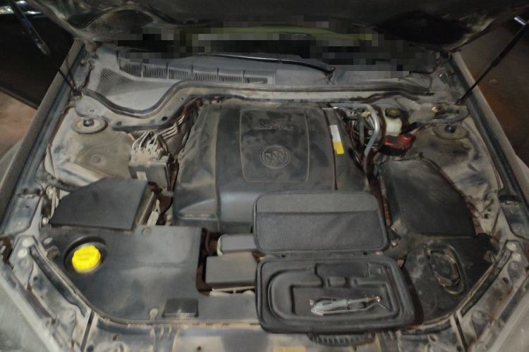 Used Buick Park Avenue 2010 3.0 Luxury Edition Engine Bay