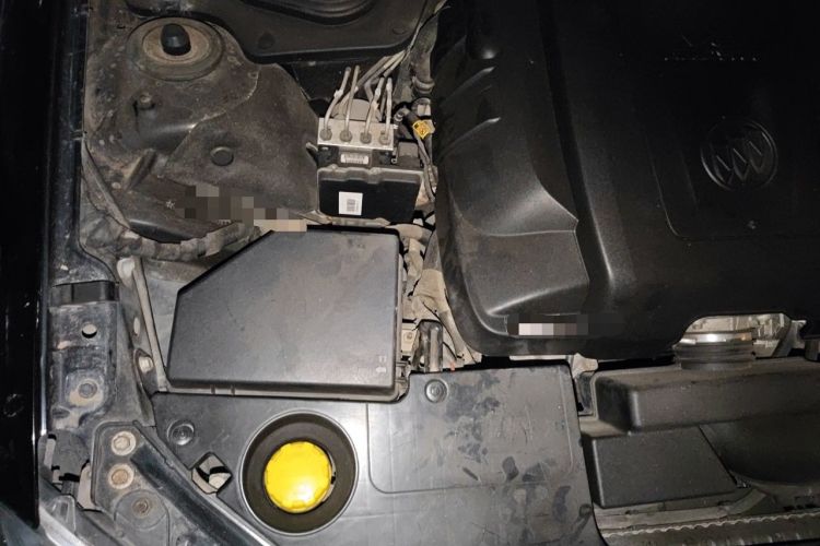 Used Buick Park Avenue 2010 3.0 Luxury Edition Engine Bay Right