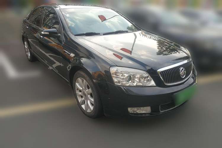 Used Buick Park Avenue 2010 3.0 Luxury Edition Front Right 45 Deg