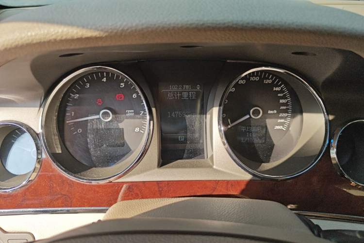 Used Buick Park Avenue 2010 3.0 Luxury Edition Instrument Cluster
