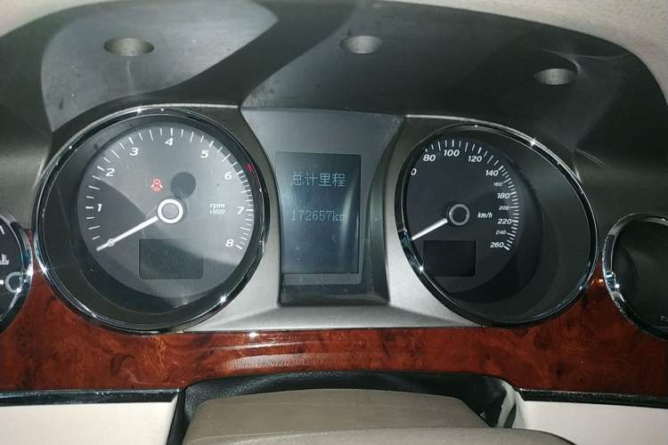 Used Buick Park Avenue 2010 3.0 Luxury Edition Instrument Cluster
