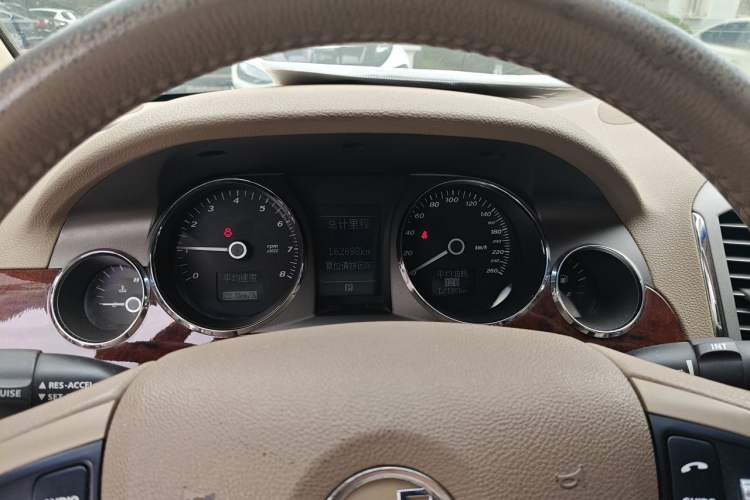 Used Buick Park Avenue 2010 3.0 Luxury Edition Instrument Cluster