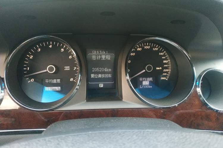 Used Buick Park Avenue 2010 3.0 Luxury Edition Odometer Close Up