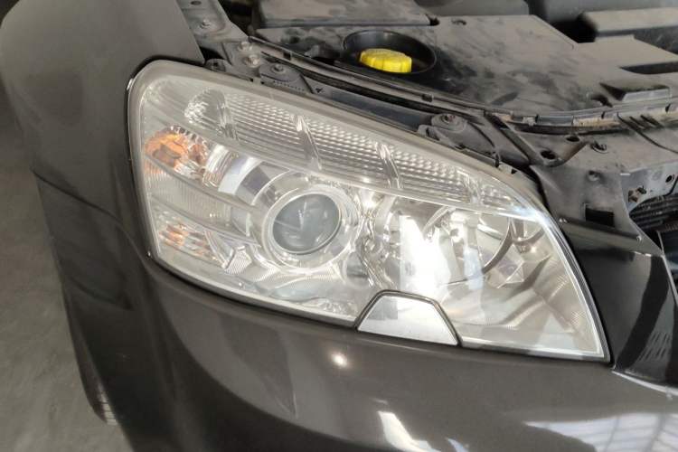 Used Buick Park Avenue 2010 3.0 Luxury Edition Right Front Headlight