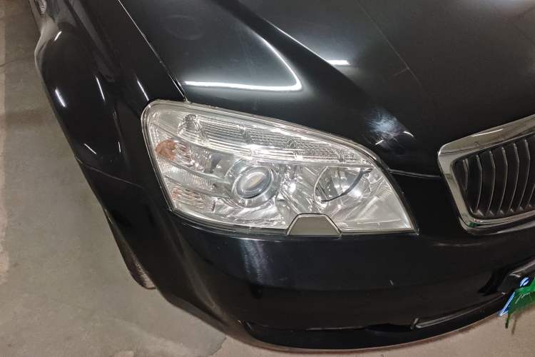 Used Buick Park Avenue 2010 3.0 Luxury Edition Right Front Headlight