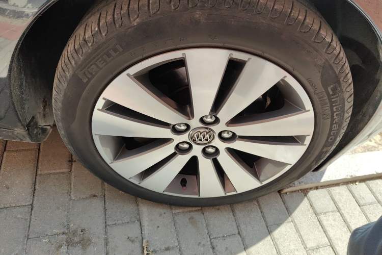 Used Buick Park Avenue 2010 3.0 Flagship Edition Right Front Wheel Hub