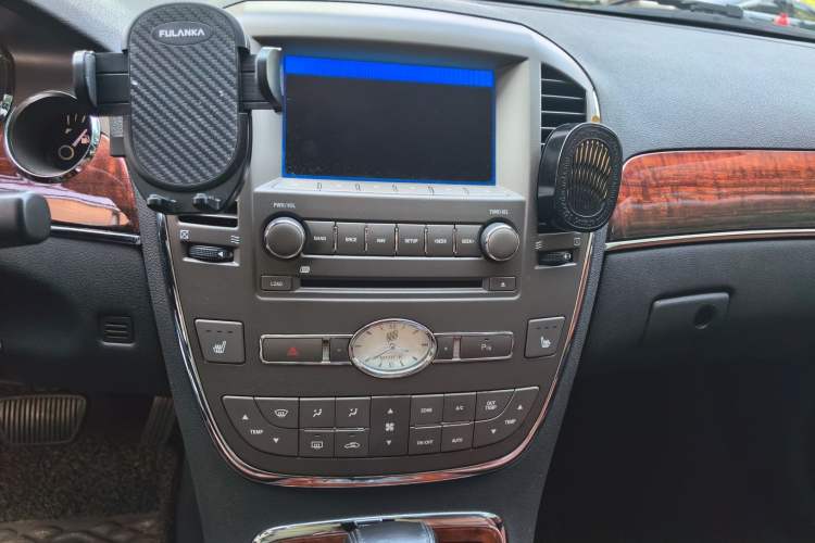 Used Buick Park Avenue 2011 Bao'ao Forum Commemorative Edition Audio And AC Panel