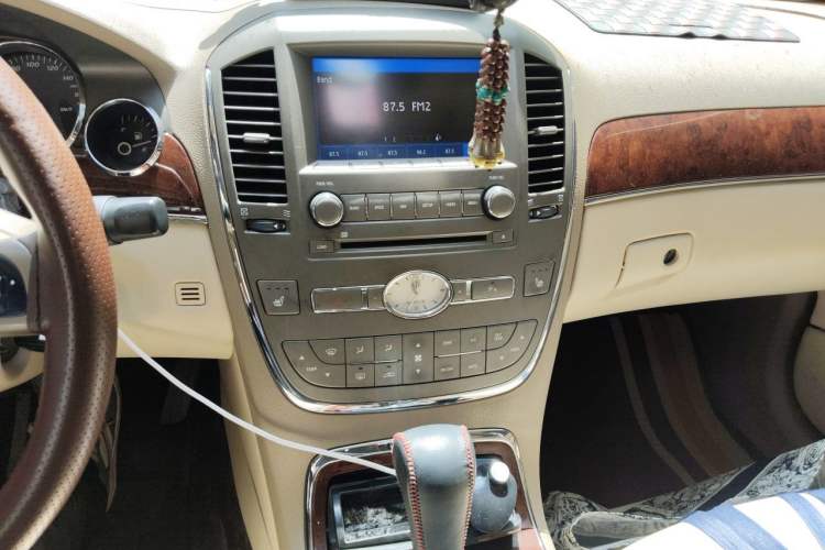 Used Buick Park Avenue 2011 Bao'ao Forum Commemorative Edition Audio And AC Panel