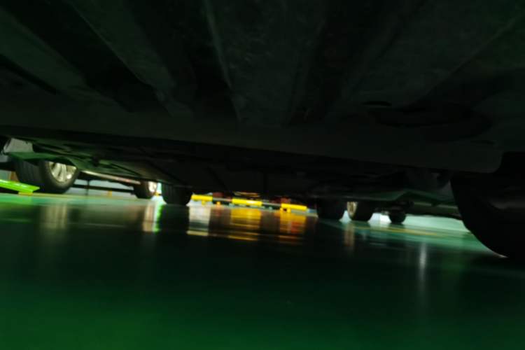 Used Buick Park Avenue 2011 Bao'ao Forum Commemorative Edition Chassis Front