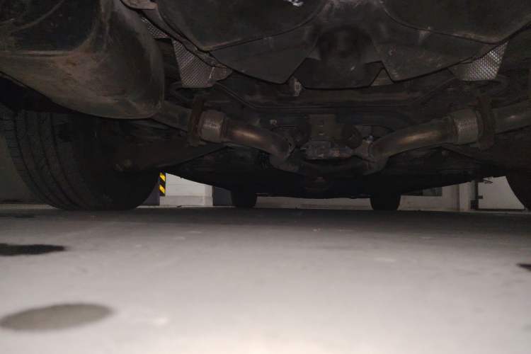 Used Buick Park Avenue 2011 Bao'ao Forum Commemorative Edition Chassis Rear