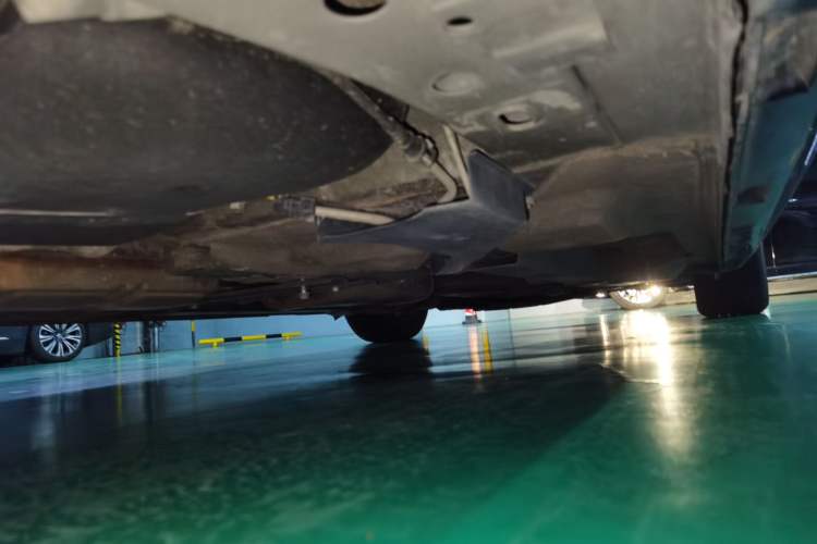 Used Buick Park Avenue 2011 Bao'ao Forum Commemorative Edition Chassis Rear Right