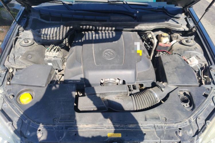 Used Buick Park Avenue 2011 Bao'ao Forum Commemorative Edition Engine Bay