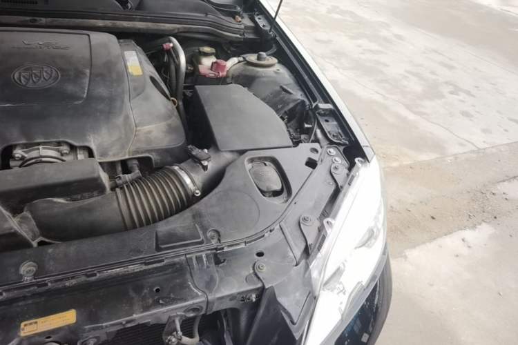 Used Buick Park Avenue 2011 Bao'ao Forum Commemorative Edition Engine Bay Left