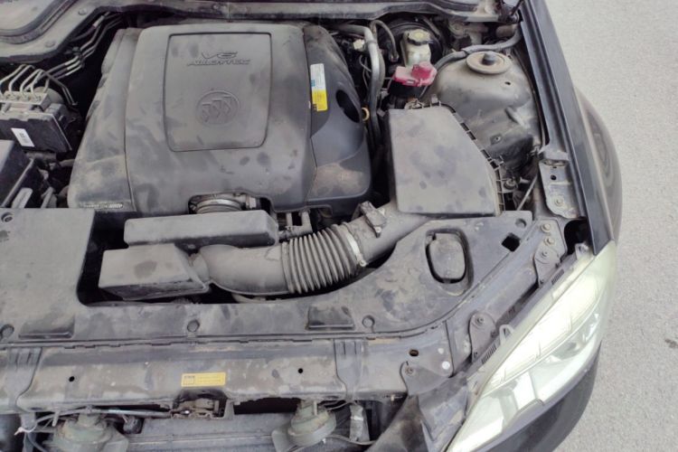 Used Buick Park Avenue 2011 Bao'ao Forum Commemorative Edition Engine Bay Left