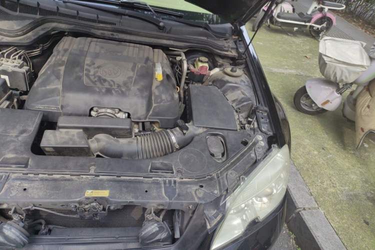 Used Buick Park Avenue 2011 Bao'ao Forum Commemorative Edition Engine Bay Left