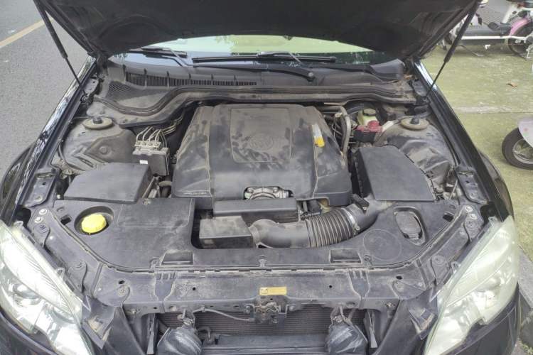 Used Buick Park Avenue 2011 Bao'ao Forum Commemorative Edition Engine Bay