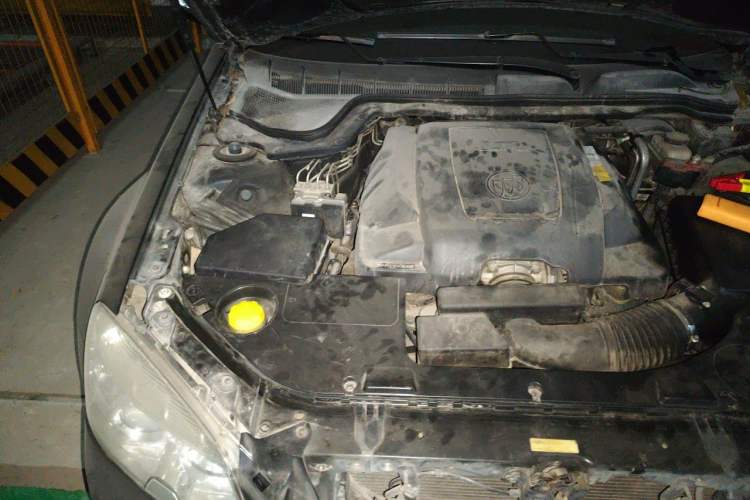 Used Buick Park Avenue 2011 Bao'ao Forum Commemorative Edition Engine Bay Right