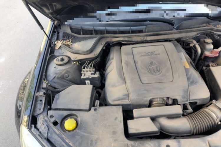 Used Buick Park Avenue 2011 Bao'ao Forum Commemorative Edition Engine Bay Right