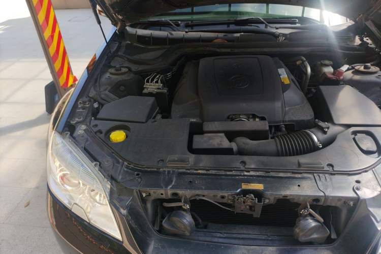 Used Buick Park Avenue 2011 Bao'ao Forum Commemorative Edition Engine Bay Right