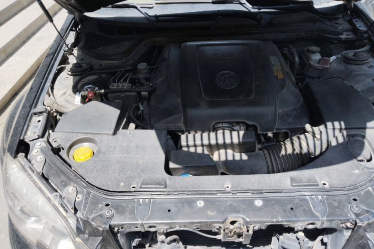 Used Buick Park Avenue 2011 Bao'ao Forum Commemorative Edition Engine Bay Right