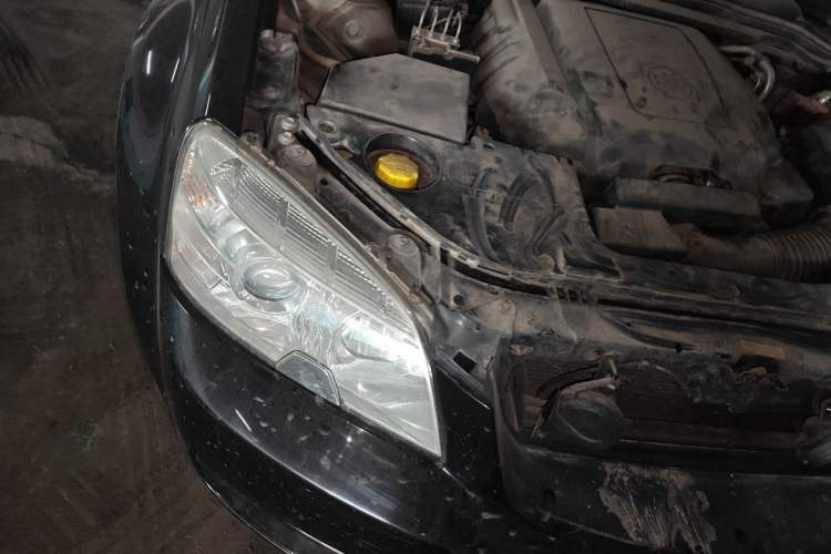 Used Buick Park Avenue 2011 Bao'ao Forum Commemorative Edition Engine Bay Right