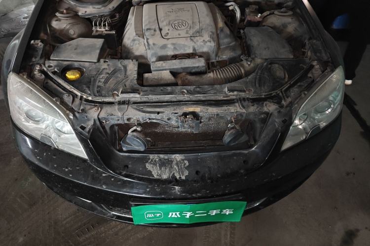 Used Buick Park Avenue 2011 Bao'ao Forum Commemorative Edition Engine Bay