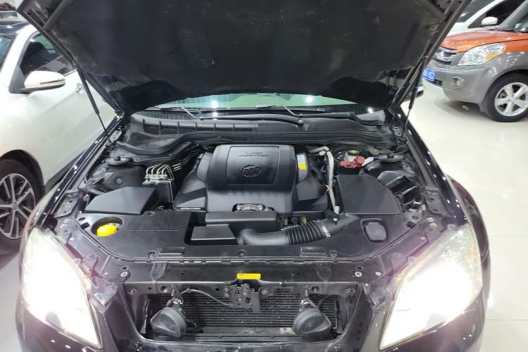 Used Buick Park Avenue 2011 Bao'ao Forum Commemorative Edition Engine Bay