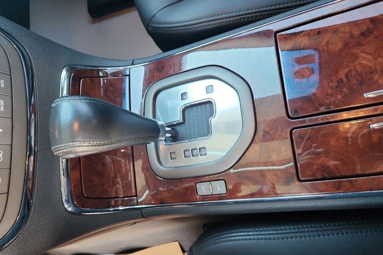 Used Buick Park Avenue 2011 Bao'ao Forum Commemorative Edition Gear Lever