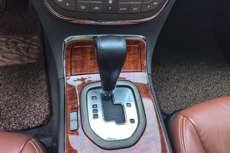 Used Buick Park Avenue 2011 Bao'ao Forum Commemorative Edition Gear Lever