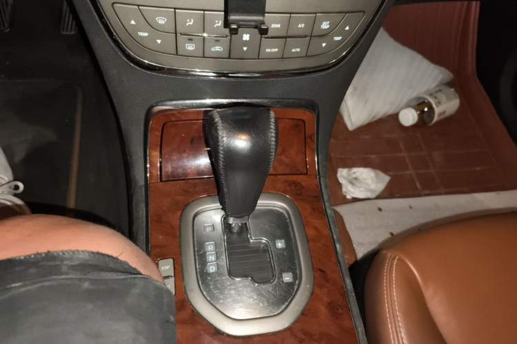 Used Buick Park Avenue 2011 Bao'ao Forum Commemorative Edition Gear Lever