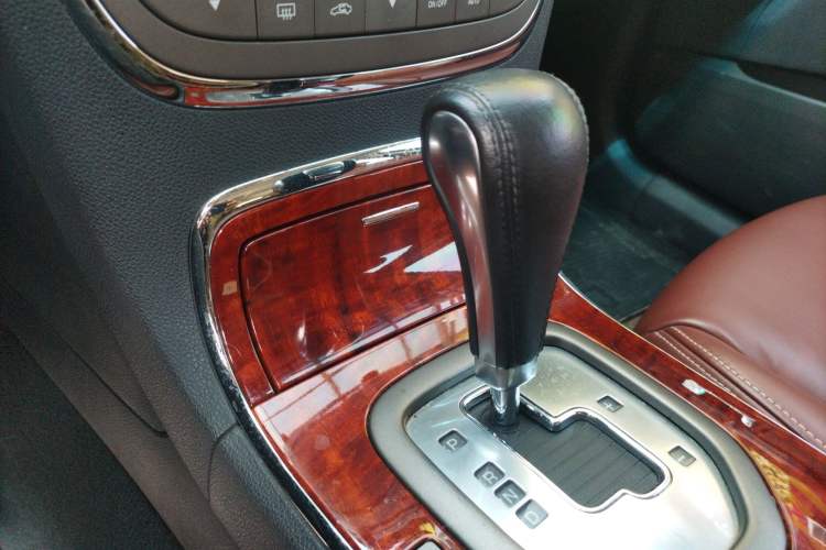 Used Buick Park Avenue 2011 Bao'ao Forum Commemorative Edition Gear Lever