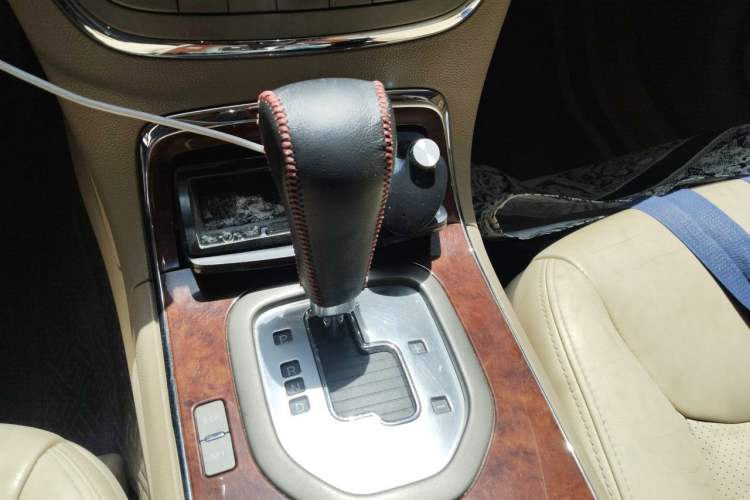 Used Buick Park Avenue 2011 Bao'ao Forum Commemorative Edition Gear Lever