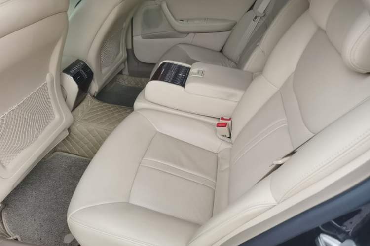 Used Buick Park Avenue 2011 Bao'ao Forum Commemorative Edition Left Rear Seat
