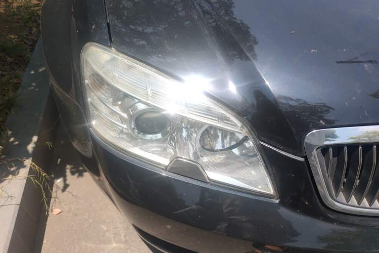 Used Buick Park Avenue 2011 Bao'ao Forum Commemorative Edition Right Front Headlight