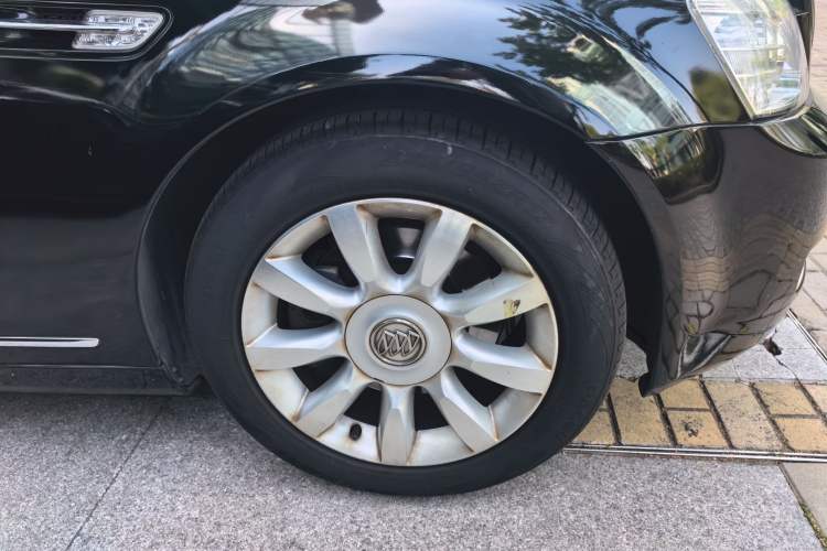 Used Buick Park Avenue 2011 Bao'ao Forum Commemorative Edition Right Front Wheel Hub