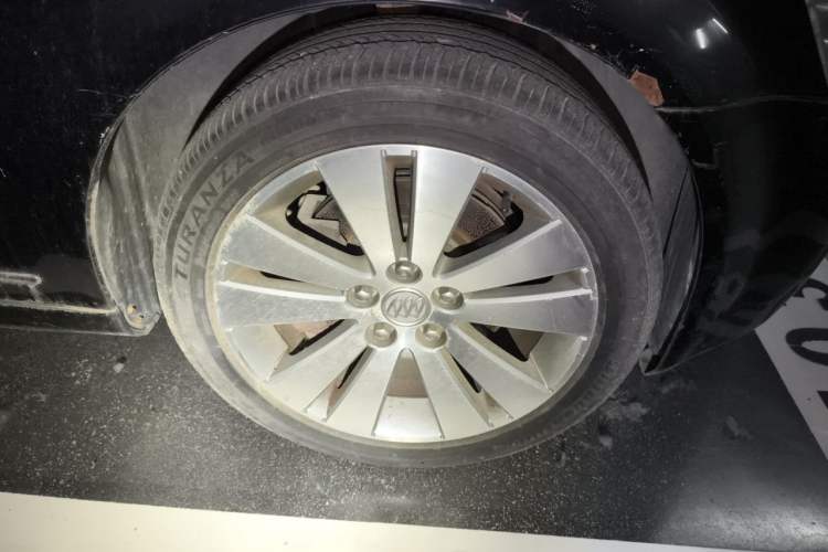 Used Buick Park Avenue 2011 Bao'ao Forum Commemorative Edition Right Front Wheel Hub