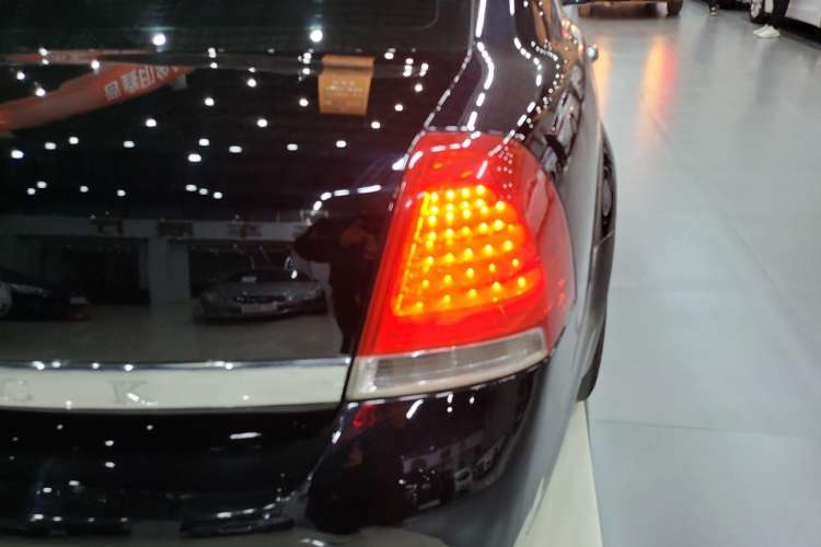 Used Buick Park Avenue 2011 Bao'ao Forum Commemorative Edition Right Rear Taillight
