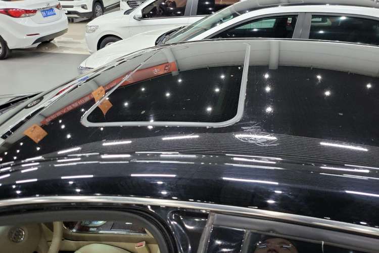 Used Buick Park Avenue 2011 Bao'ao Forum Commemorative Edition Roof