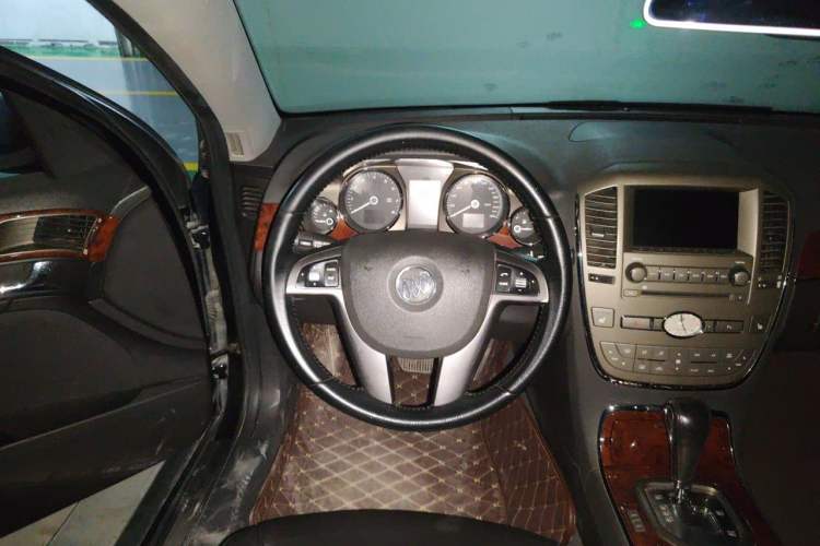 Used Buick Park Avenue 2011 Bao'ao Forum Commemorative Edition Steering Wheel