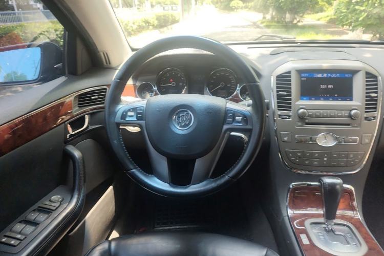 Used Buick Park Avenue 2011 Bao'ao Forum Commemorative Edition Steering Wheel