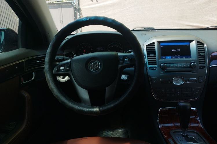 Used Buick Park Avenue 2011 Bao'ao Forum Commemorative Edition Steering Wheel