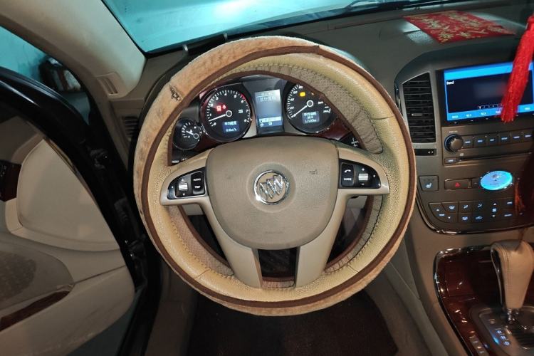 Used Buick Park Avenue 2011 Bao'ao Forum Commemorative Edition Steering Wheel