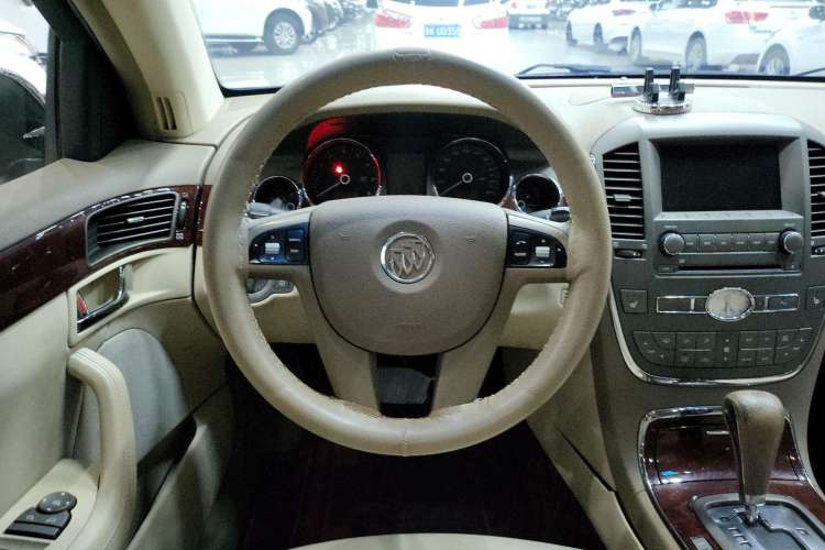 Used Buick Park Avenue 2011 Bao'ao Forum Commemorative Edition Steering Wheel