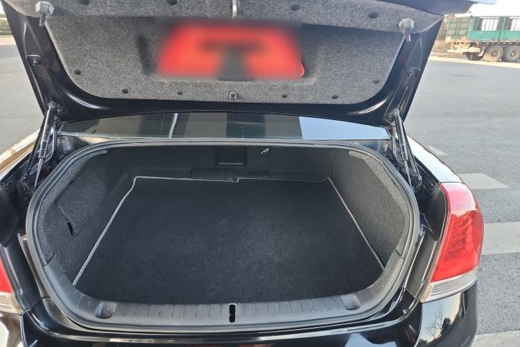Used Buick Park Avenue 2011 Bao'ao Forum Commemorative Edition Trunk
