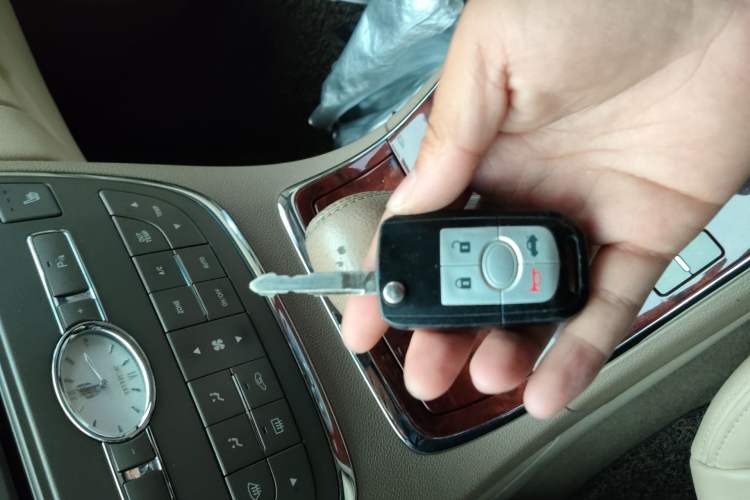 Used Buick Park Avenue 2011 Bao'ao Forum Commemorative Edition Vehicle Key