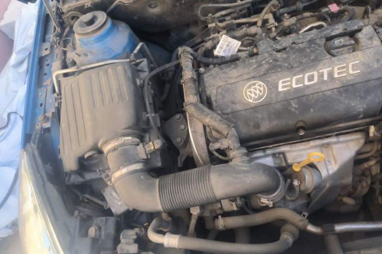 Used Buick Regal 2009 1.6T Elite Sport Edition Engine Bay Right
