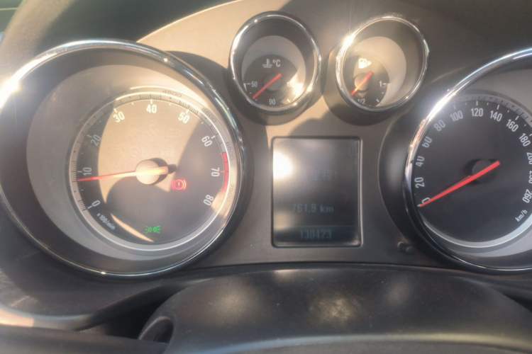 Used Buick Regal 2009 1.6T Elite Sport Edition Instrument Cluster