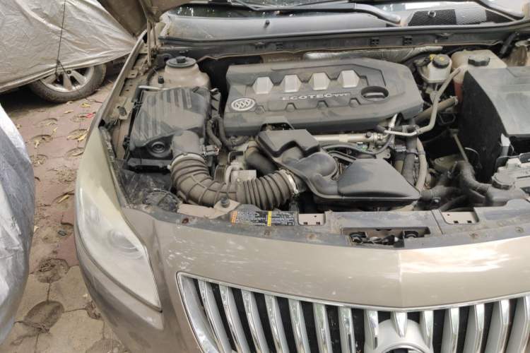 Used Buick Regal 2009 2.4L Flagship Edition Engine Bay Right